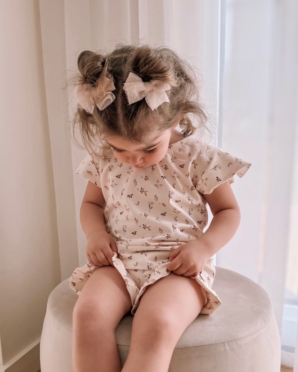 Ruffle sleeves t-shirt flowering branch