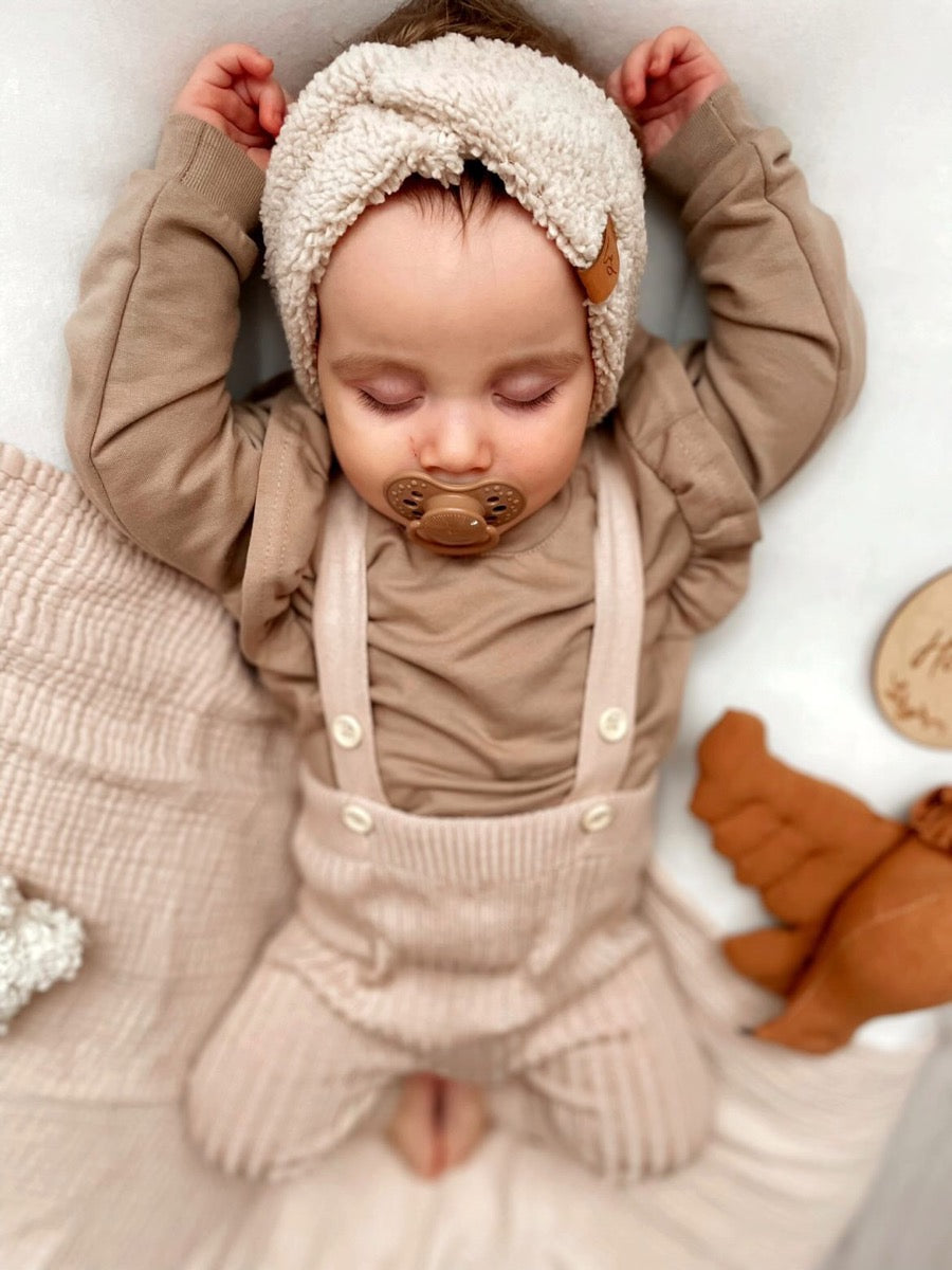 Vertical ruffle sweater (light oak)