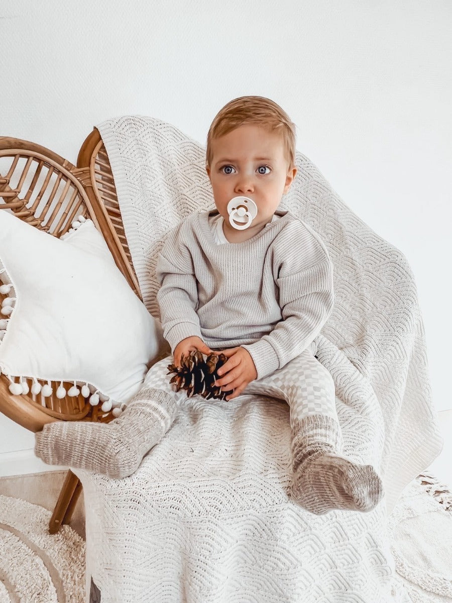 Subtly knitted sweater (loose fit) (sand)