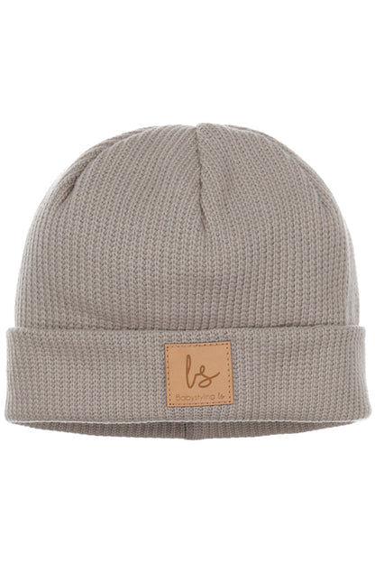 Subtly knitted beanie (light oak)