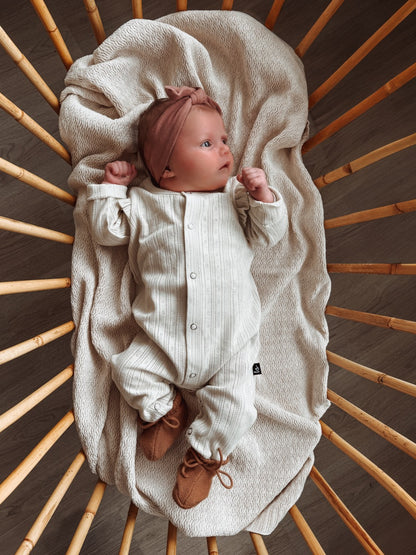 Rüschen-Playsuit, Pointelle Sand