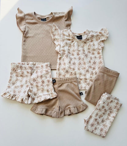 Jasmine flower ruffle shorts