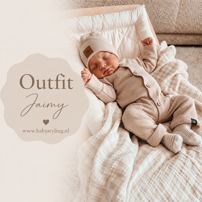 Outfit Jaimy (einschließlich Mütze)