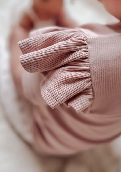 Rüschen-T-Shirt-Rippstrick (rosa)