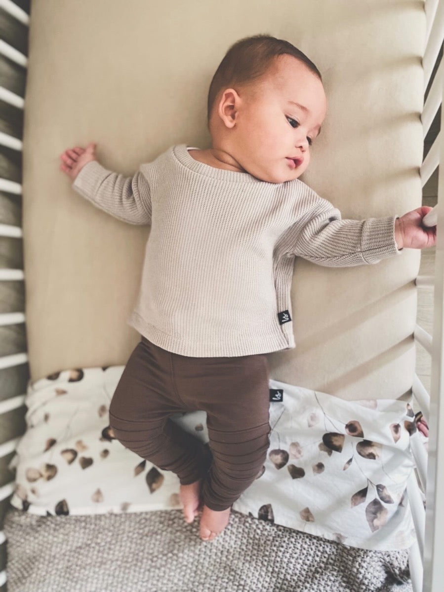 Subtly knitted sweater (loose fit) (sand)